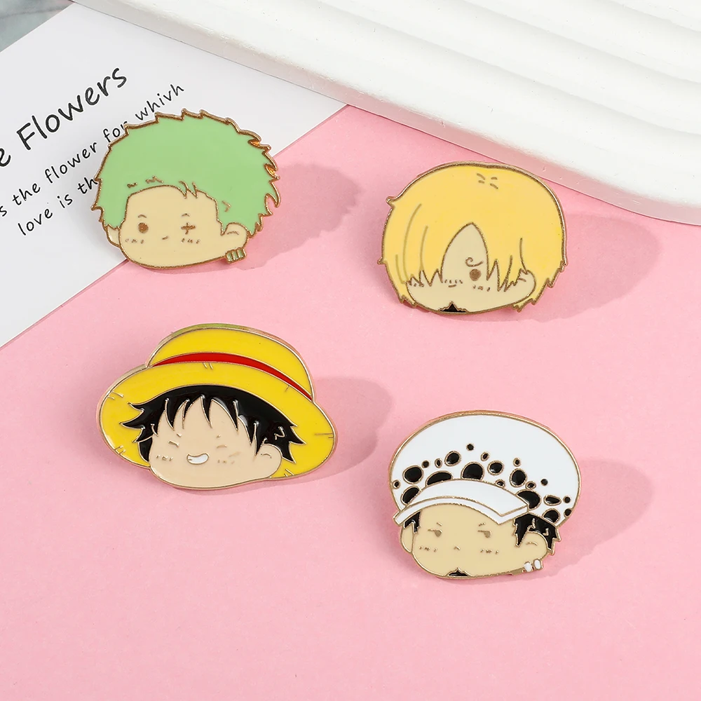 Lot de 4 broches personnages d - Anime Cosplay Simple avis et prix