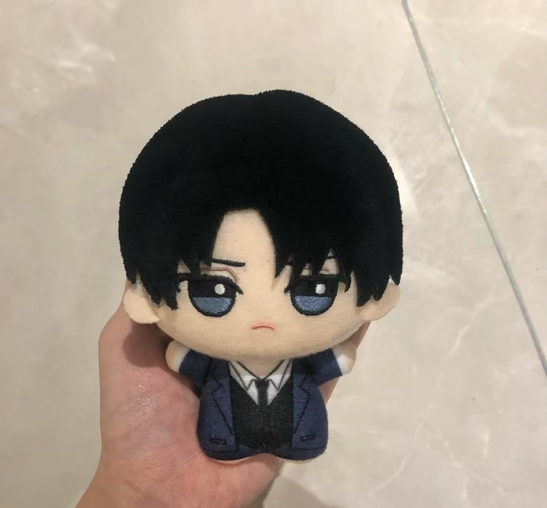 Peluche Levi Ackerman de 10 cm - Anime Cosplay Sus avis et prix
